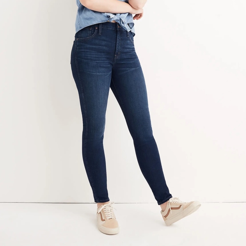 Madewell 10” Skinny High-Rise Jeans| size: 25 waist |Dark Wash